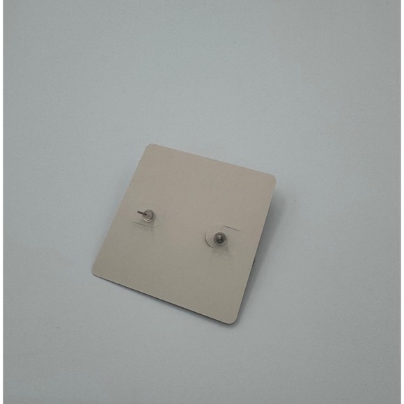 Oshena Heart Lock Pearl Drop Earrings Womens OS Silver White NEW Romantic Dainty - Picture 5 of 5